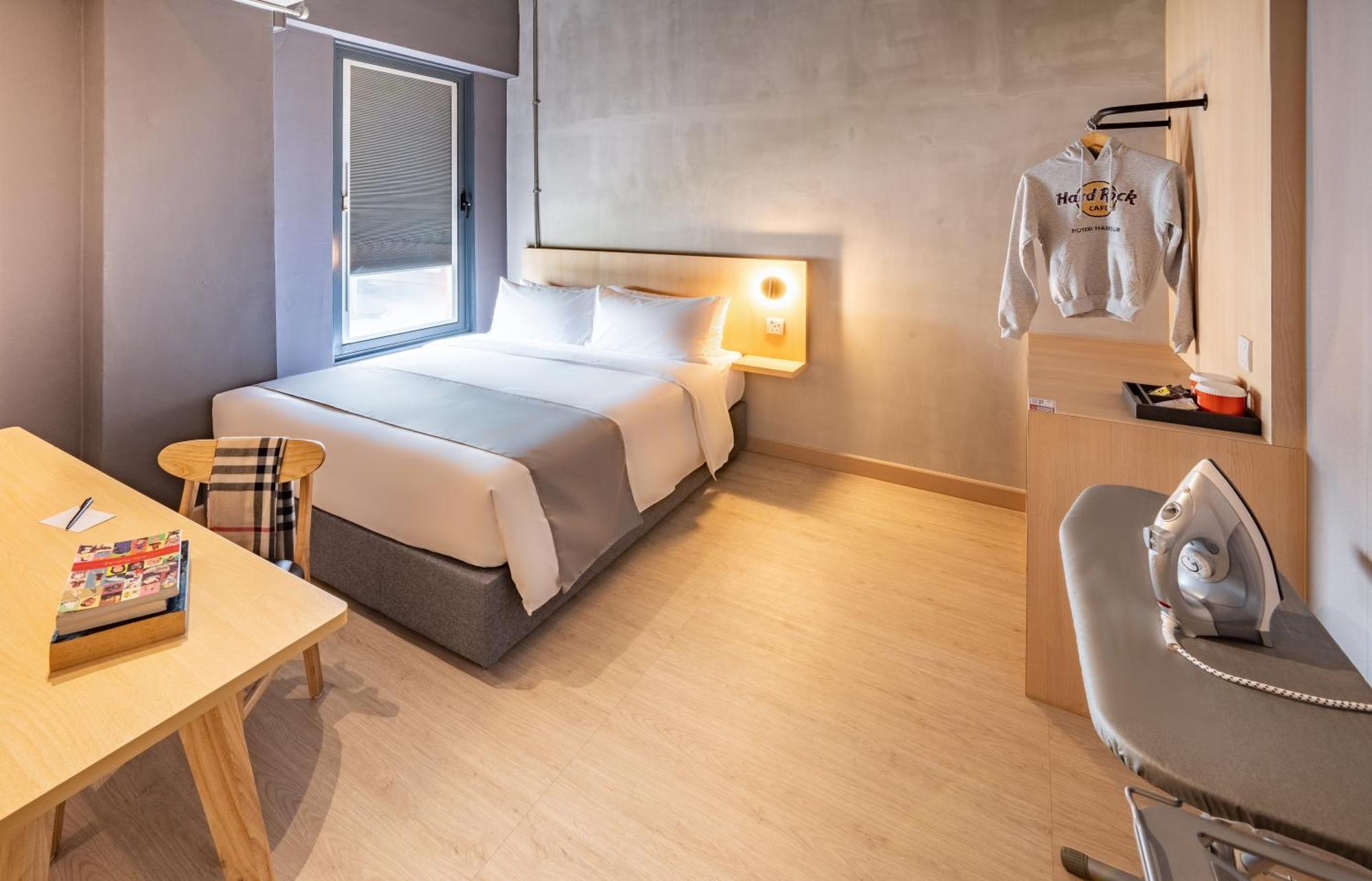 Brix Klia By Pinetree Hotel Sepang Ngoại thất bức ảnh