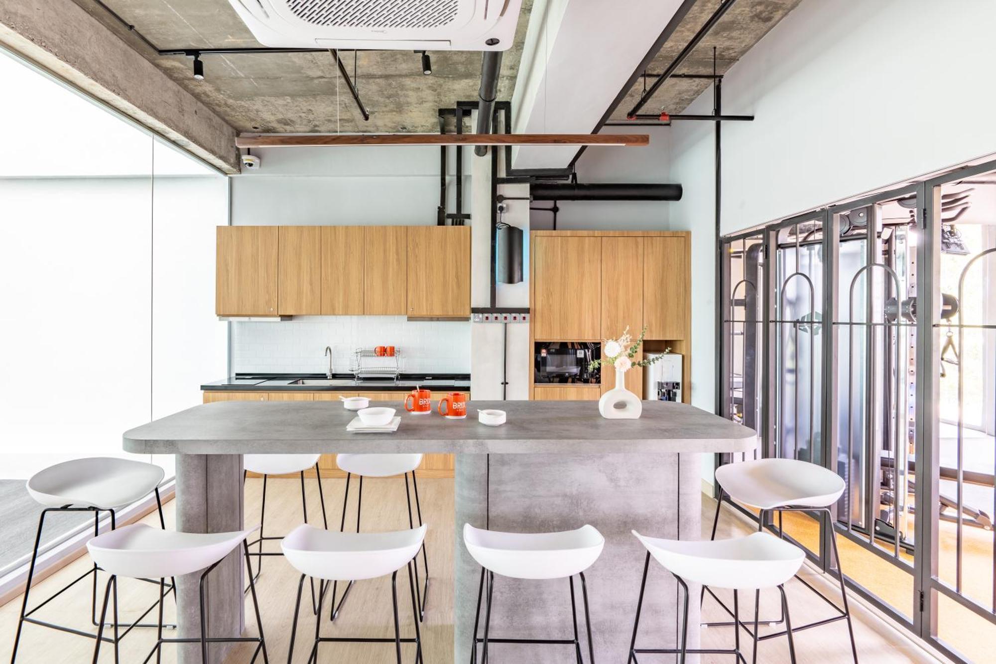 Brix Klia By Pinetree Hotel Sepang Ngoại thất bức ảnh